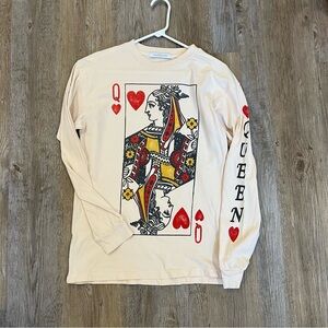 Daydreamer Queen of Hearts Graphic Long Sleeve Shirt XS